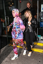 Hailey Baldwin leaving Starbucks in NYC 9_15_18
21 Photos
Photoset #426545
@BestEyeCandy.com