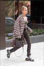 Celebrity Photo: Hailey Baldwin
11 Photos
Photoset #421964
@BestEyeCandy.com