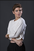 Celebrity Photo: Kate Mara
15 Photos
Photoset #715554
@BestEyeCandy.com