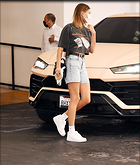 Hailey Baldwin out and About in Los Angeles 09-24-2020
29 Photos
Photoset #484510
@BestEyeCandy.com
