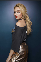 Celebrity Photo: Peyton Roi List
1600x2400 212 kb
Viewed 9 times
@BestEyeCandy.com