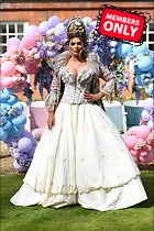 Amy Childs the Only Way is Essex TV Show filming Bridgerton Special in Essex 18.04..20.2021
3712x5568 3.8 mb
Viewed 0 times
@BestEyeCandy.com