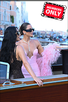 Celebrity Photo: Kimberly Kardashian
2665x4000 2.4 mb
Viewed 1 time
@BestEyeCandy.com