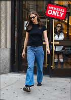 Celebrity Photo: Karlie Kloss
2426x3397 4.4 mb
Viewed 0 times
@BestEyeCandy.com