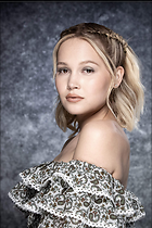 Kelli Berglund cannes International Series Festival in Cannes 4.8.19
10 Photos
Photoset #705084
@BestEyeCandy.com