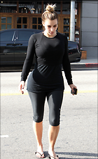 Celebrity Photo: Kimberly Kardashian
1858x3000 737 kb
Viewed 5 times
@BestEyeCandy.com