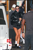 Celebrity Photo: Hailey Baldwin
1633x2449 1.4 mb
Viewed 4 times
@BestEyeCandy.com
