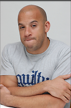 Celebrity Photo: Vin Diesel
1000x1504 183 kb
Viewed 0 times
@BestEyeCandy.com