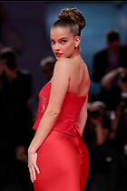Celebrity Photo: Barbara Palvin
1279x1920 163 kb
Viewed 6 times
@BestEyeCandy.com