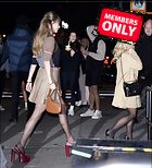 Celebrity Photo: Taylor Swift
2995x3300 2.8 mb
Viewed 0 times
@BestEyeCandy.com