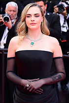 Celebrity Photo: Cara Delevingne
1200x1800 201 kb
Viewed 14 times
@BestEyeCandy.com