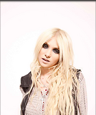 Celebrity Photo: Taylor Momsen
1113x1337 237 kb
Viewed 7 times
@BestEyeCandy.com