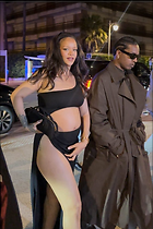 Celebrity Photo: Rihanna
667x1000 92 kb
Viewed 16 times
@BestEyeCandy.com