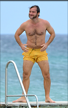 Celebrity Photo: Jude Law
800x1282 193 kb
Viewed 5 times
@BestEyeCandy.com