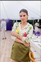 Celebrity Photo: Kate Mara
7 Photos
Photoset #741048
@BestEyeCandy.com