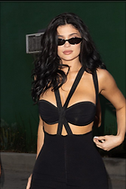 Celebrity Photo: Kylie Jenner
666x1000 74 kb
Viewed 13 times
@BestEyeCandy.com