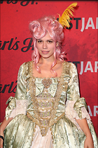 Celebrity Photo: Bethany Joy Lenz
1200x1800 380 kb
Viewed 6 times
@BestEyeCandy.com
