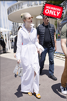 Celebrity Photo: Elle Fanning
3676x5512 2.9 mb
Viewed 0 times
@BestEyeCandy.com