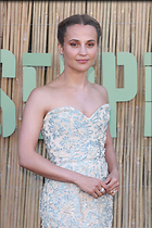 Celebrity Photo: Alicia Vikander
1280x1919 306 kb
Viewed 14 times
@BestEyeCandy.com