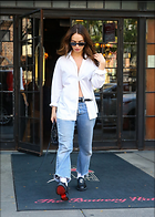 Celebrity Photo: Lily James
1200x1680 236 kb
Viewed 11 times
@BestEyeCandy.com