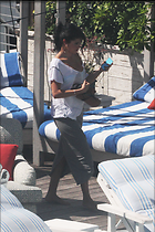 Celebrity Photo: Selena Gomez
3000x4494 1.3 mb
Viewed 6 times
@BestEyeCandy.com