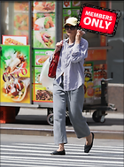 Celebrity Photo: Katie Holmes
2217x3000 2.5 mb
Viewed 1 time
@BestEyeCandy.com