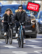 Celebrity Photo: Madonna
2318x3000 3.1 mb
Viewed 0 times
@BestEyeCandy.com