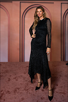 Celebrity Photo: Gisele Bundchen
1200x1800 357 kb
Viewed 22 times
@BestEyeCandy.com