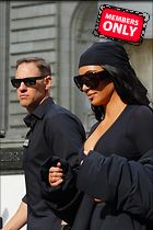 Celebrity Photo: Kimberly Kardashian
2333x3500 2.1 mb
Viewed 0 times
@BestEyeCandy.com