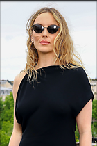 Celebrity Photo: Jodie Comer
1280x1919 273 kb
Viewed 8 times
@BestEyeCandy.com