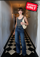 Celebrity Photo: Alison Brie
2571x3600 6.2 mb
Viewed 0 times
@BestEyeCandy.com