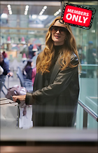 Celebrity Photo: Rosie Huntington-Whiteley
2249x3500 2.7 mb
Viewed 0 times
@BestEyeCandy.com