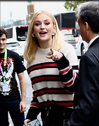 Celebrity Photo: Sophie Turner
1925x2443 450 kb
Viewed 1 time
@BestEyeCandy.com
