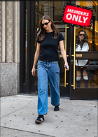 Celebrity Photo: Karlie Kloss
2499x3500 3.0 mb
Viewed 0 times
@BestEyeCandy.com