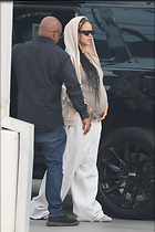 Celebrity Photo: Rihanna
1774x2661 1.3 mb
Viewed 5 times
@BestEyeCandy.com