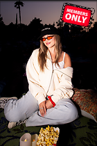 Celebrity Photo: Olivia Holt
2889x4327 2.6 mb
Viewed 0 times
@BestEyeCandy.com