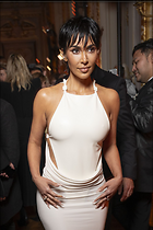 Celebrity Photo: Kimberly Kardashian
1200x1800 193 kb
Viewed 9 times
@BestEyeCandy.com