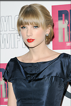 Celebrity Photo: Taylor Swift
2850x4284 1.4 mb
Viewed 6 times
@BestEyeCandy.com