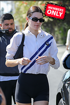 Kendall Jenner candids At Croft Alley restaurant in West 05.03..20.2020
2105x3158 2.2 mb
Viewed 1 time
@BestEyeCandy.com