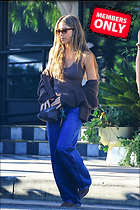 Celebrity Photo: Jessica Alba
1633x2449   1.8 mb
Viewed 1 time
@BestEyeCandy.com