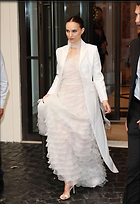 Celebrity Photo: Natalie Portman
1200x1747 201 kb
Viewed 18 times
@BestEyeCandy.com
