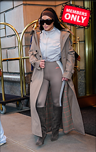 Celebrity Photo: Kimberly Kardashian
3818x6000 1.6 mb
Viewed 0 times
@BestEyeCandy.com