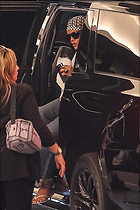 Celebrity Photo: Rihanna
952x1428 802 kb
Viewed 8 times
@BestEyeCandy.com