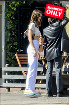 Kendall Jenner underboob suffers a wardrobe malfunction in West 3.11..20.2020
2127x3200 4.1 mb
Viewed 1 time
@BestEyeCandy.com
