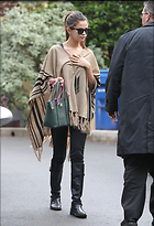 Celebrity Photo: Selena Gomez
2052x3000 899 kb
Viewed 5 times
@BestEyeCandy.com