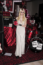 Celebrity Photo: Taylor Momsen
2013x3000 694 kb
Viewed 4 times
@BestEyeCandy.com