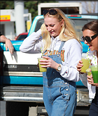 Celebrity Photo: Sophie Turner
2093x2465 930 kb
Viewed 3 times
@BestEyeCandy.com