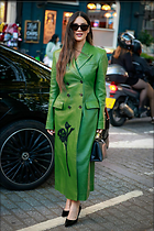 Celebrity Photo: Olivia Munn
1200x1800 268 kb
Viewed 20 times
@BestEyeCandy.com