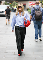 Celebrity Photo: Ashley Roberts
1301x1800   994 kb
Viewed 7 times
@BestEyeCandy.com