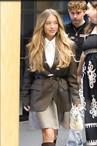 Celebrity Photo: Sydney Sweeney
1000x1499 152 kb
Viewed 10 times
@BestEyeCandy.com